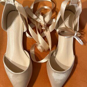 Champagne satin shoes